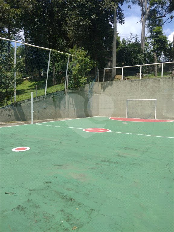 Casa à venda com 4 quartos, sendo 2 suítes,  no condomínio Cinco Lagos, Mairiporã - SP
