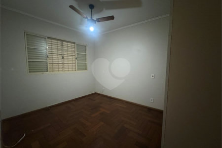 Casa à venda com 3 quartos, sendo 2 suítes, em Alto da Boa Vista, Ribeirão Preto, SP