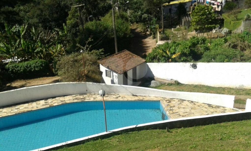 Sobrado à venda com 5 quartos em Jardim Mairiporã, Mairiporã, SP