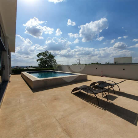 Casa à venda com 6 quartos, sendo 5 suítes, no condomínio Jardim Primavera, Louveira - SP