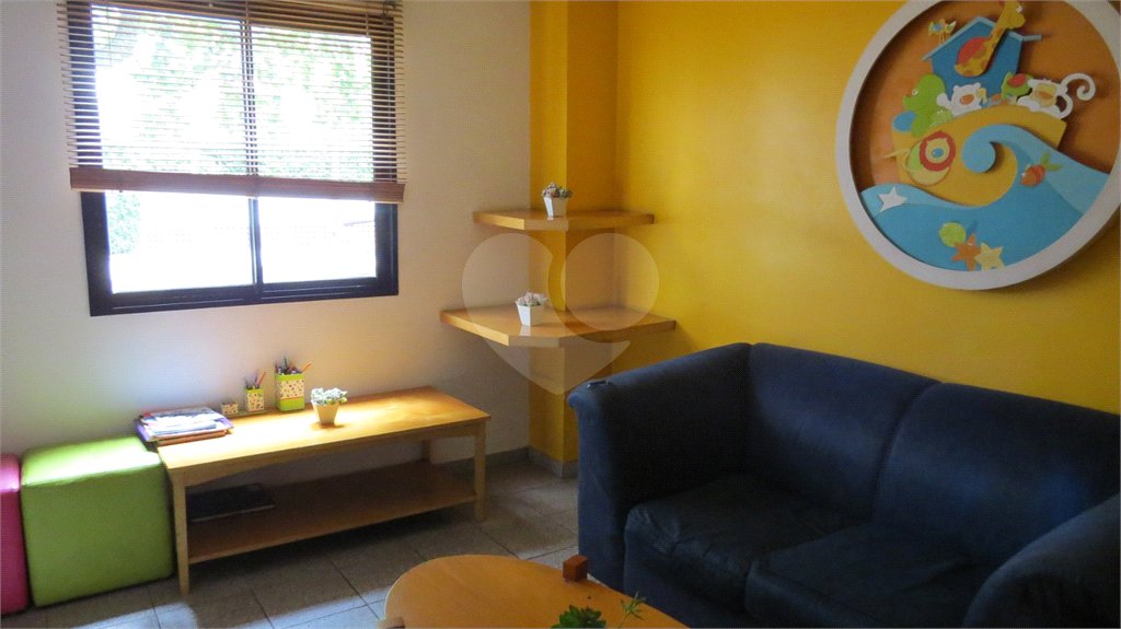 Apartamento à venda com 4 quartos, sendo 2 suítes,  em Cambuí, Campinas, SP