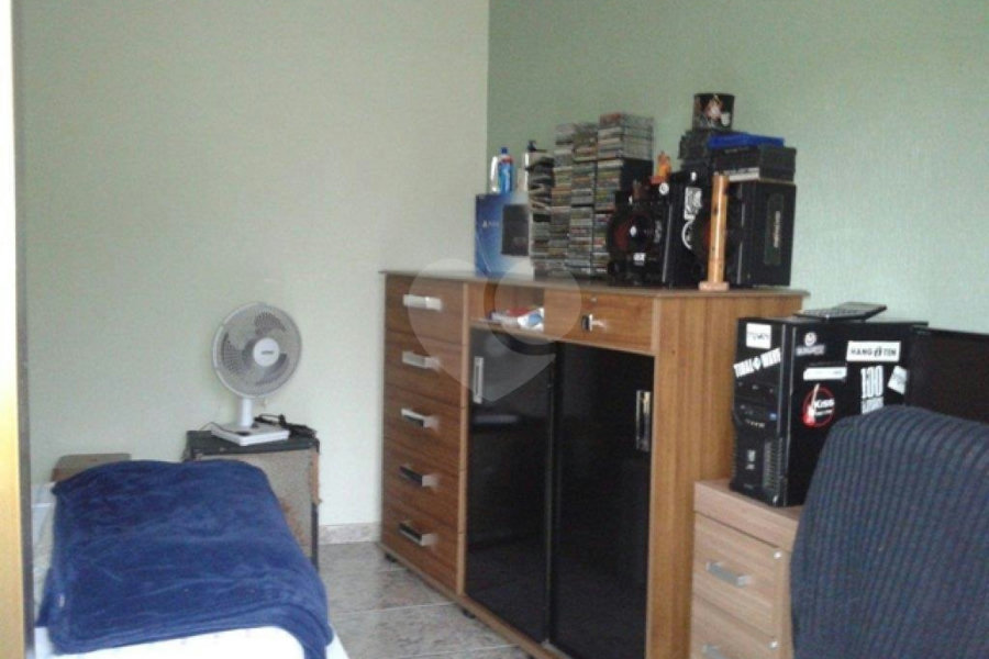 Sobrado à venda com 3 quartos, sendo 1 suíte, em Tremembé, São Paulo, SP