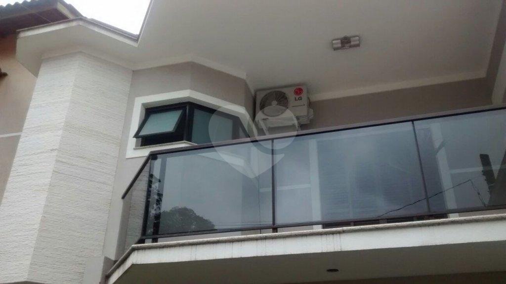 Sobrado à venda com 3 quartos, sendo 1 suíte, em Jardim Las Vegas, Guarulhos, SP