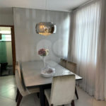 Casa à venda com 4 suítes em Vila Lavínia, Mogi das Cruzes, SP