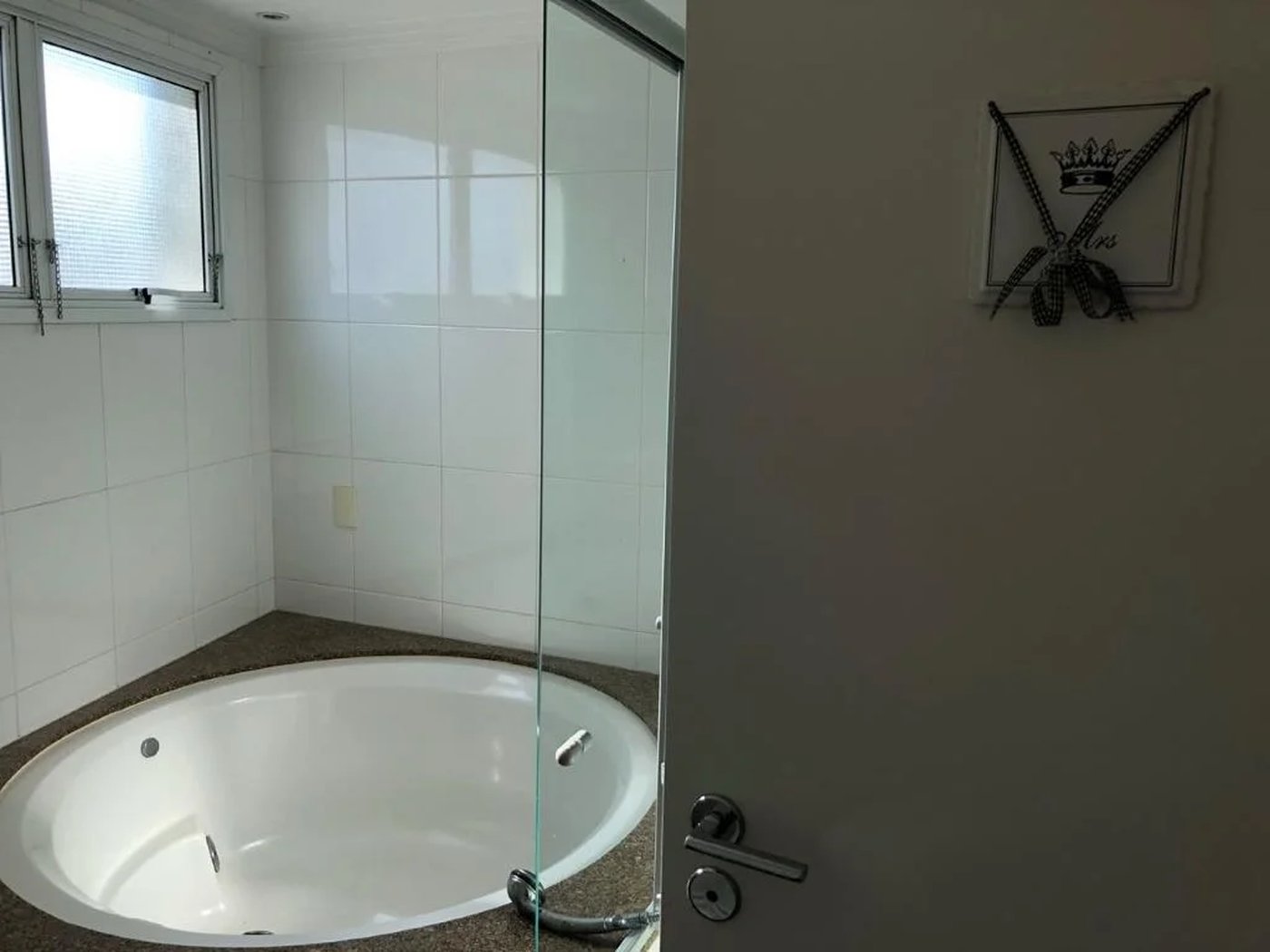 Apartamento à venda com 3 suítes em Vila Suzana, São Paulo, SP