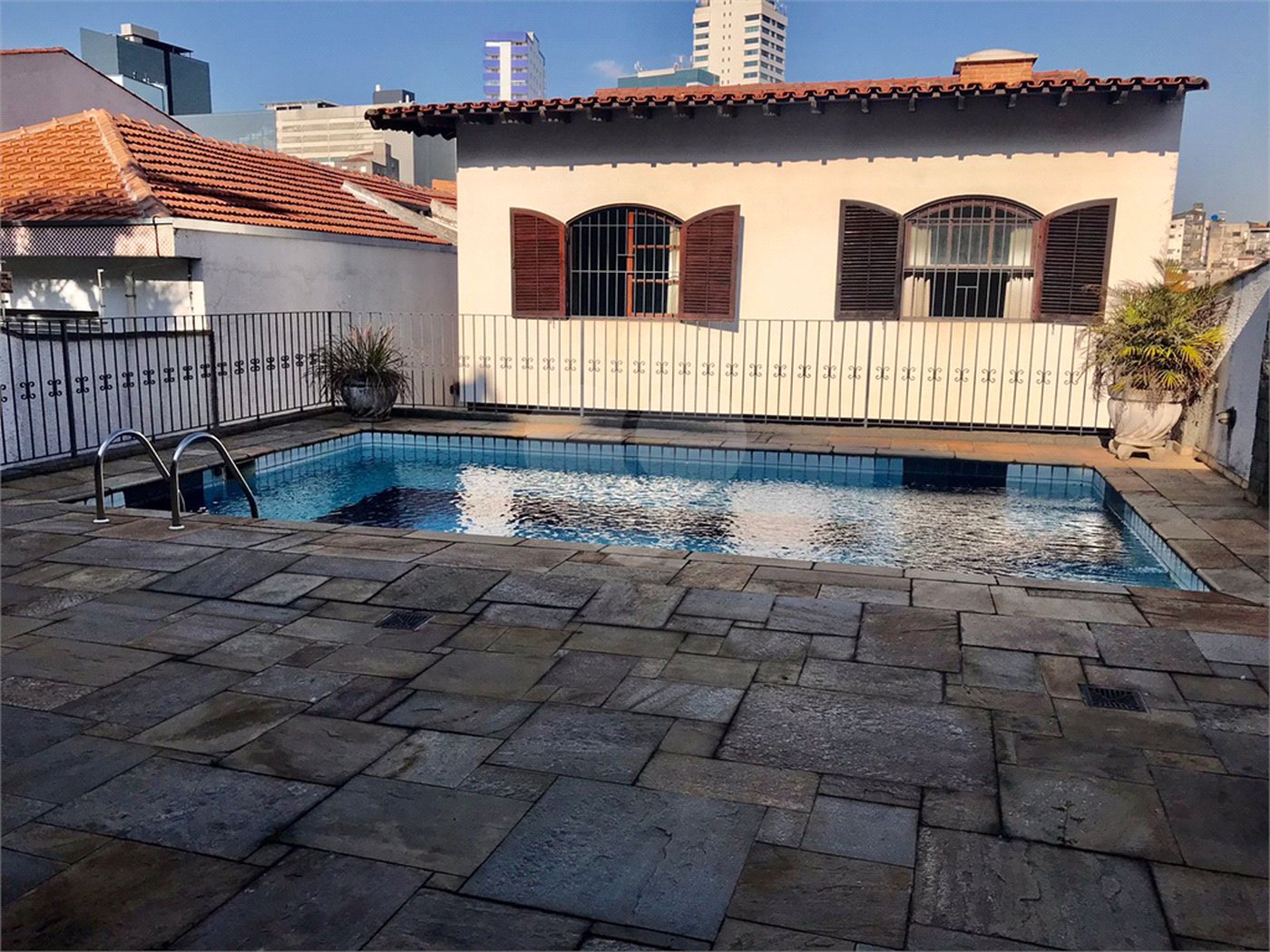 Sobrado à venda com 3 suítes em Jardim Franca, São Paulo, SP