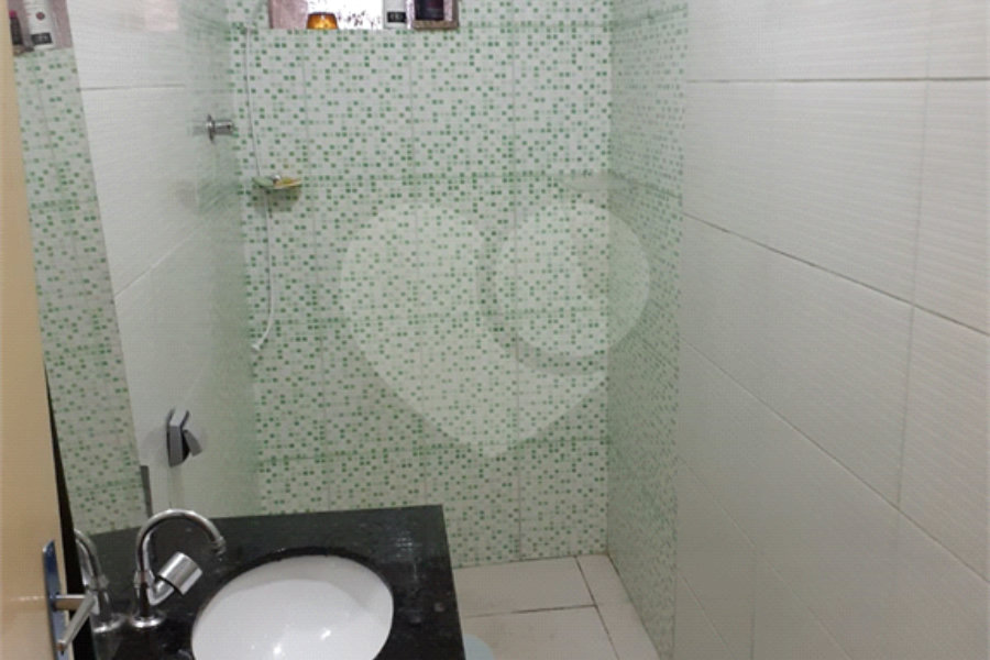 Sobrado à venda com 3 quartos em Jardim Presidente Dutra, Guarulhos, SP