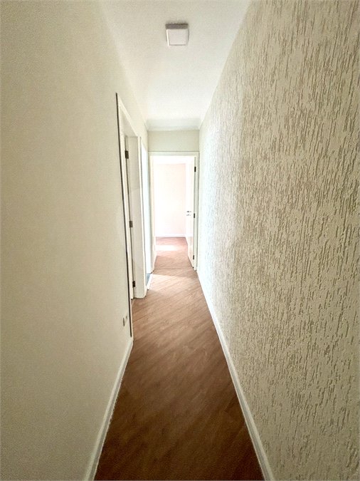 Sobrado à venda com 3 quartos, sendo 1 suíte, em Vila Invernada, São Paulo, SP