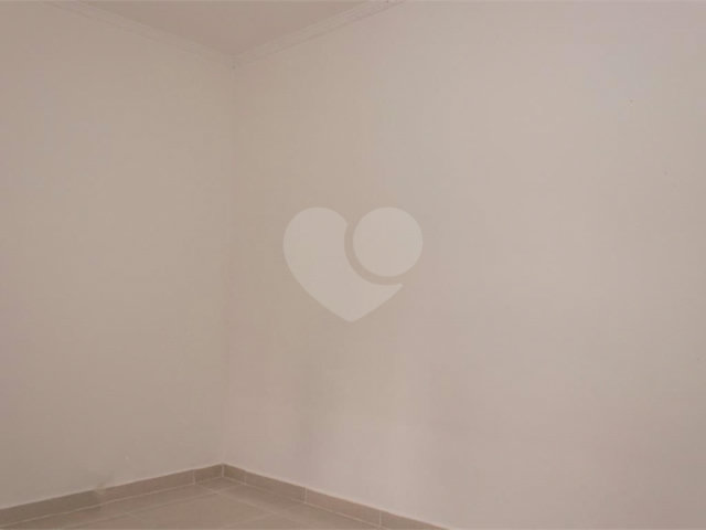 Sobrado à venda com 3 quartos, sendo 1 suíte,  em Vila Guilherme, São Paulo, SP