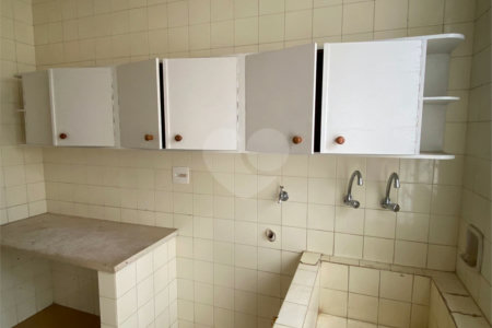 Casa à venda com 3 quartos em Campo Grande, São Paulo, SP