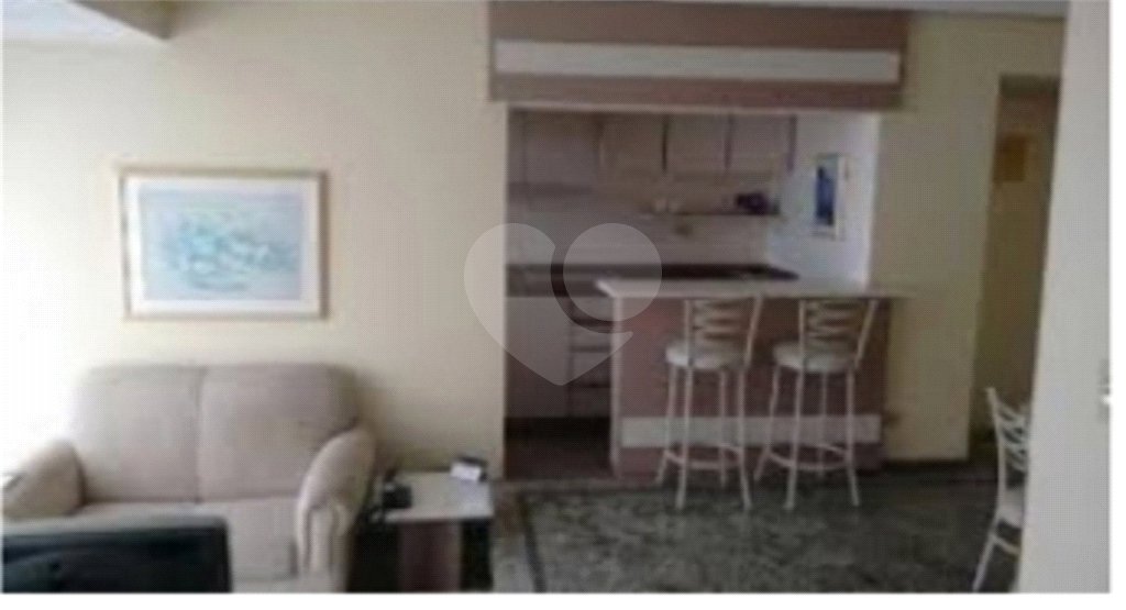Flat à venda com 1 suíte em Santana, São Paulo, SP