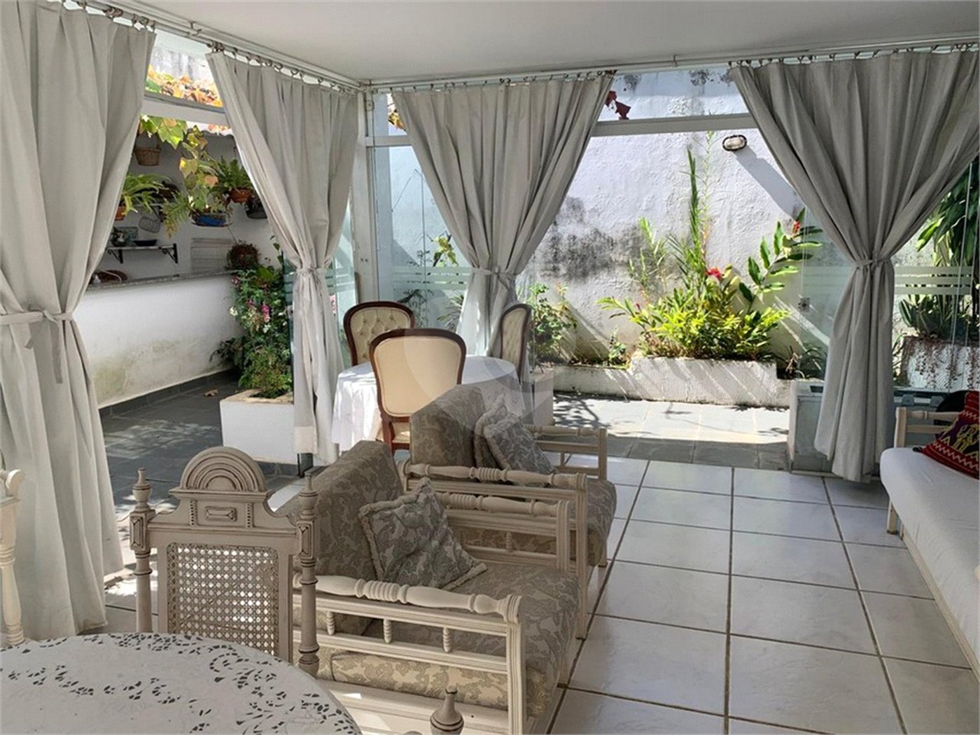 Casa à venda com 4 quartos, sendo 2 suítes,  em Tremembé, São Paulo, SP