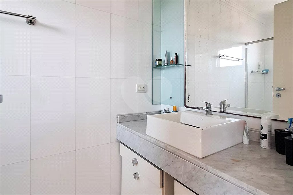 Apartamento à venda com 3 suítes em Santana, São Paulo, SP