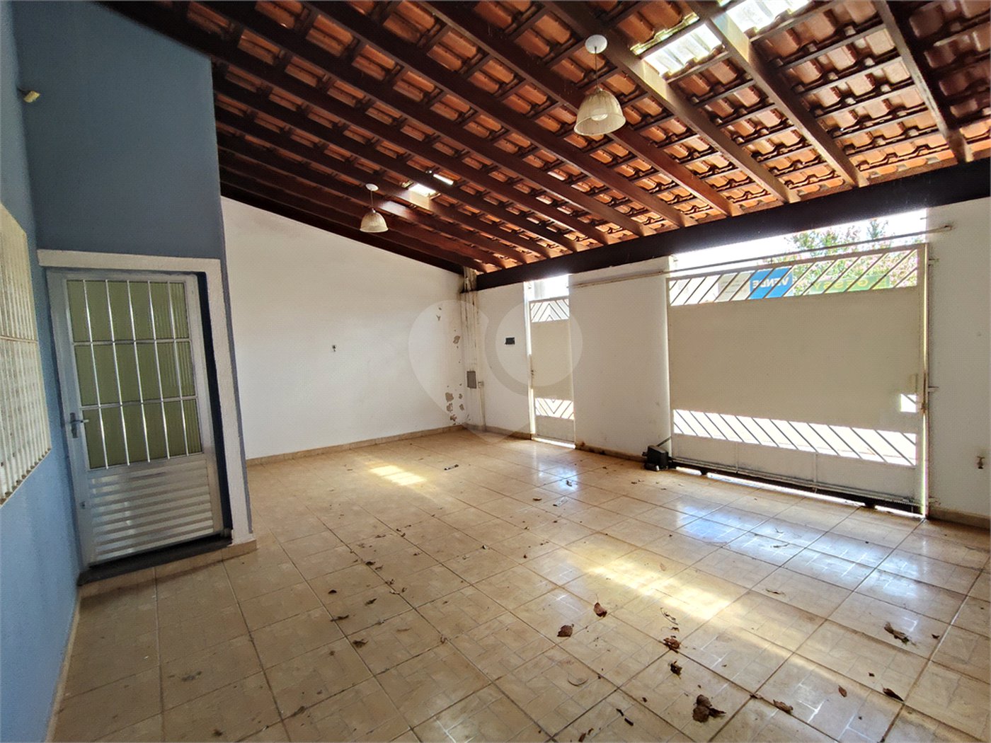 Casa à venda com 2 quartos em Cambuí, Itapetininga, SP