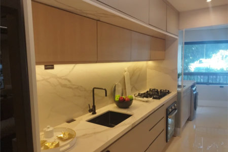Apartamento à venda com 3 quartos, sendo 2 suítes, em Jardim das Acácias, São Paulo, SP