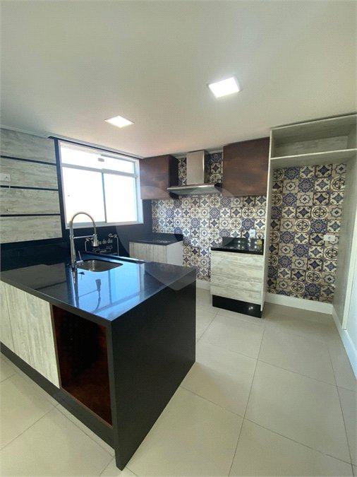 Casa à venda com 3 quartos, sendo 1 suíte, no condomínio Ana Carolina, São Paulo - SP