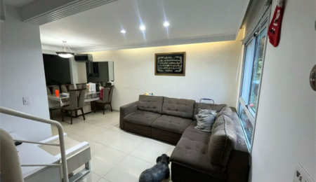 Casa à venda com 3 quartos, sendo 1 suíte,  no condomínio Vila das Cores, São Paulo - SP