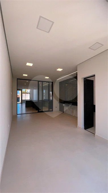 Casa Térrea à venda com 3 quartos, sendo 1 suíte, em Jardim do Lago, Atibaia, SP
