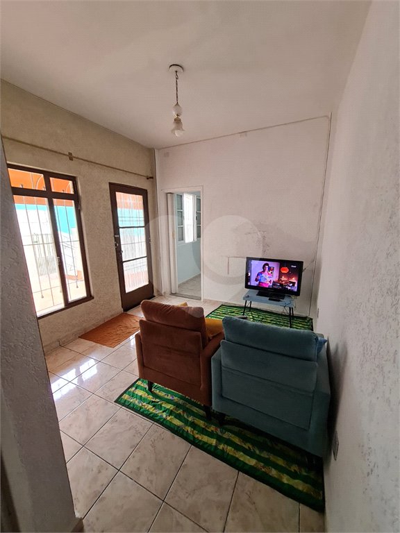 Casa à venda com 6 quartos em Vila dos Remédios, São Paulo, SP