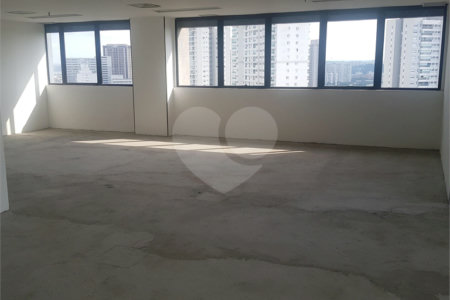 Sala à venda em Alto da Boa Vista, São Paulo, SP