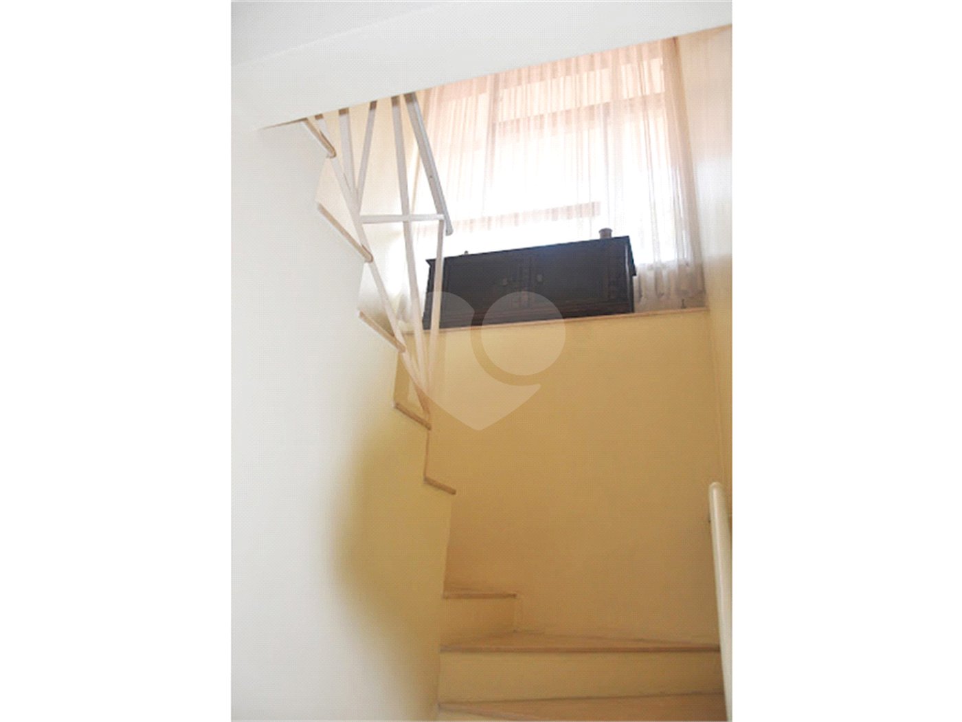 Sobrado à venda com 4 quartos, sendo 2 suítes,  em Alto da Boa Vista, São Paulo, SP