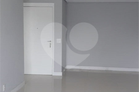 Apartamento à venda com 3 quartos, sendo 1 suíte,  em Jardim Vazani, São Paulo, SP