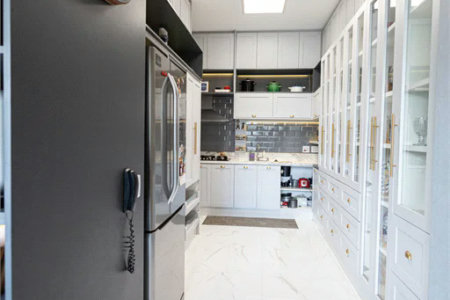 Apartamento à venda com 5 quartos, sendo 4 suítes, em Parque Reboucas, São Paulo, SP