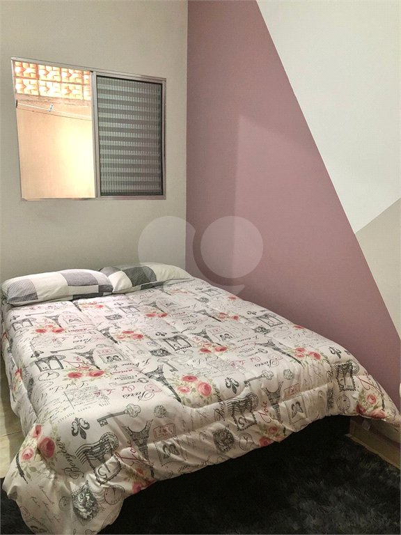 Casa à venda com 2 quartos no condomínio Világio Vitória, Mogi das Cruzes - SP