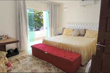 Casa à venda com 4 suítes no Centro, Santa Cruz Cabrália, BA