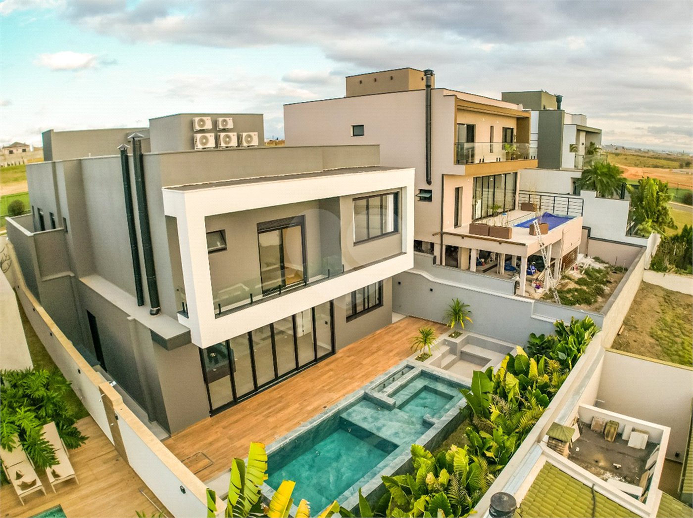 Casa à venda com 3 suítes no condomínio Jardim Vila Paradiso, Indaiatuba - SP