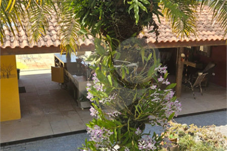 Casa Térrea à venda com 4 quartos, sendo 1 suíte, em Jardim Centenário, Atibaia, SP
