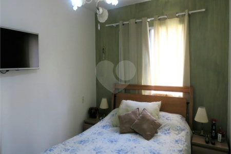 Apartamento à venda com 3 quartos, sendo 1 suíte,  em Vila Andrade, São Paulo, SP