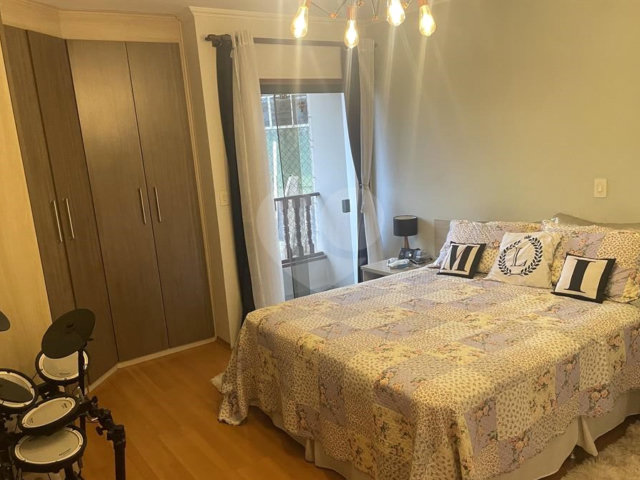 Casa à venda com 3 quartos, sendo 1 suíte,  no condomínio Beatriz, São Paulo - SP