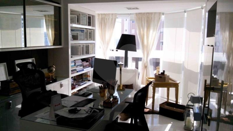 Apartamento à venda com 3 suítes em Morumbi, São Paulo, SP