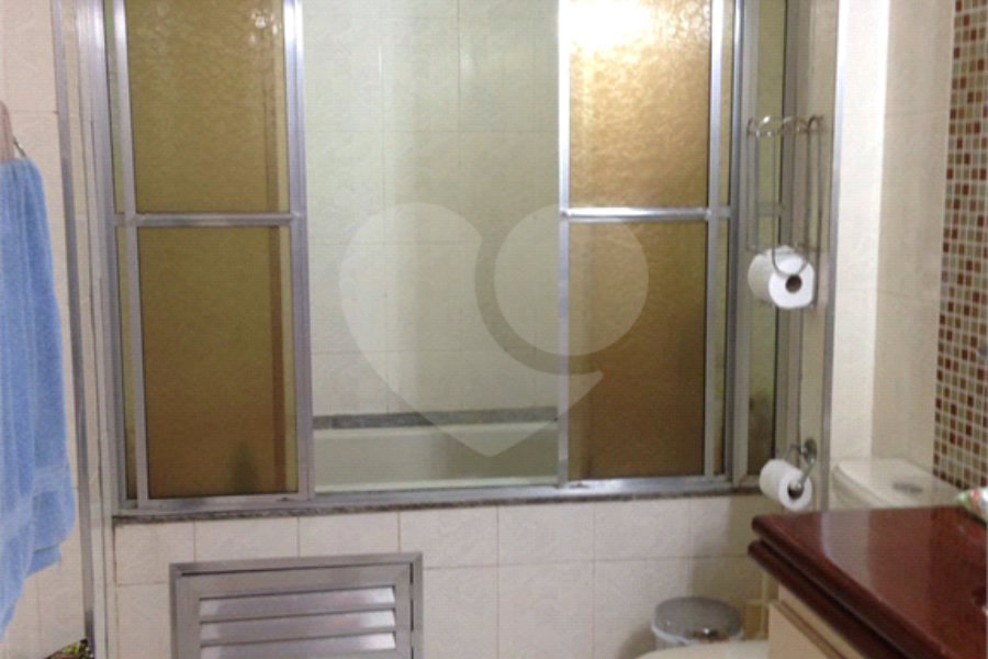 Sobrado à venda com 4 quartos, sendo 1 suíte,  em Horto Florestal, São Paulo, SP