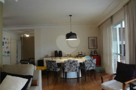 Apartamento à venda com 3 suítes em Alto da Lapa, São Paulo, SP