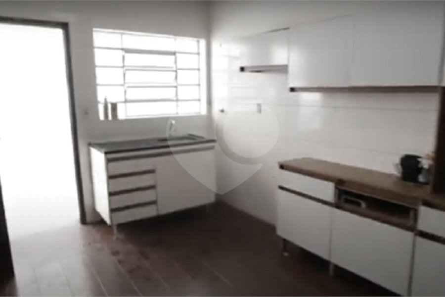 Casa à venda com 3 quartos, sendo 2 suítes,  no condomínio Não, São Paulo - SP