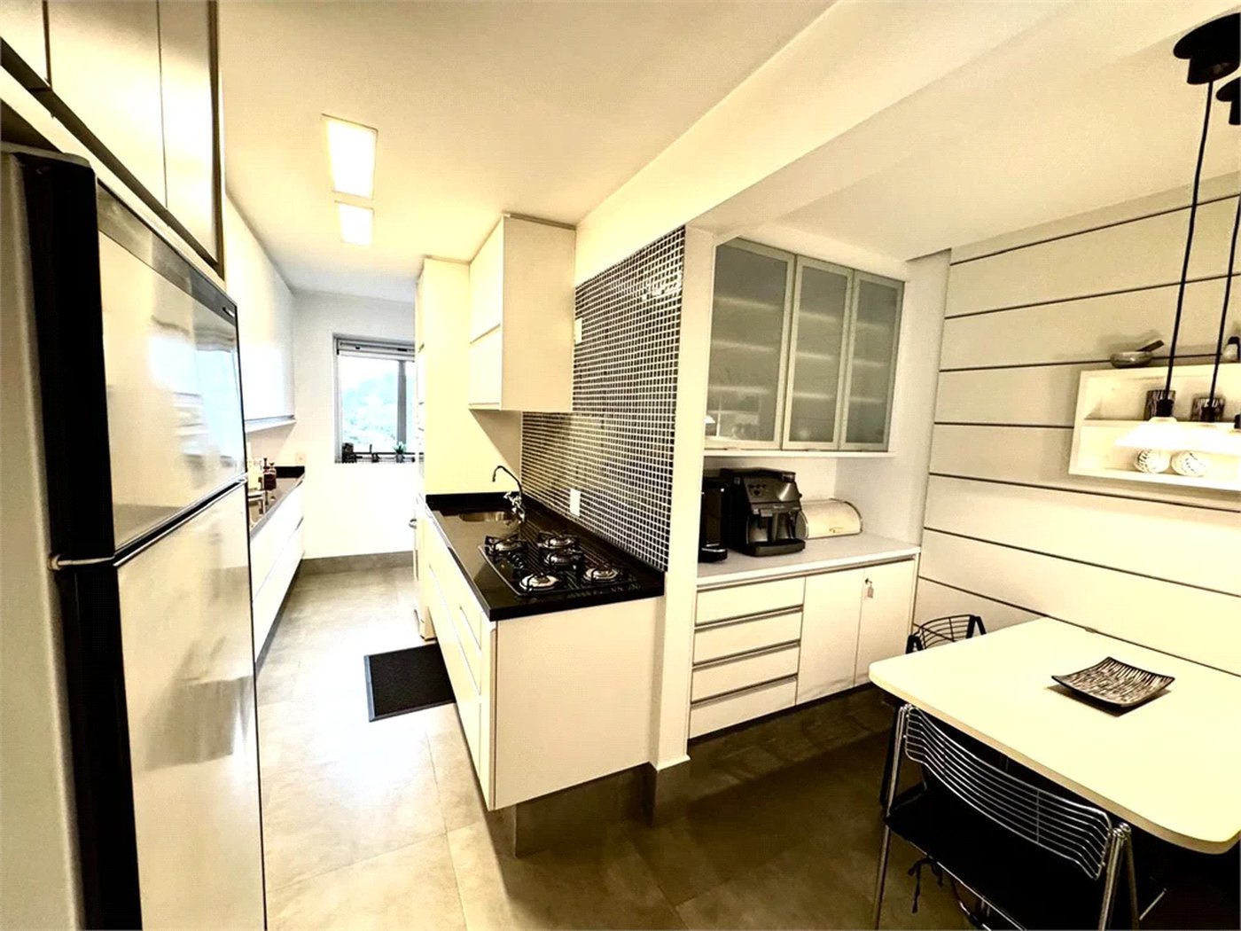 Apartamento à venda com 2 suítes em Parque do Morumbi, São Paulo, SP