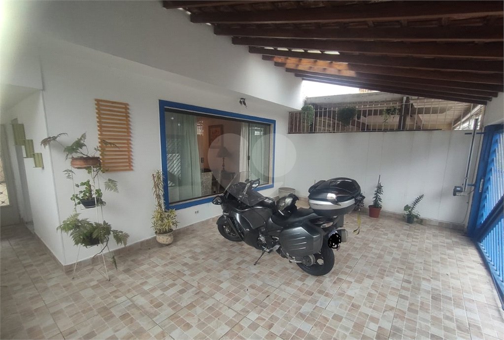 Sobrado à venda com 3 quartos, sendo 1 suíte, em Tremembé, São Paulo, SP