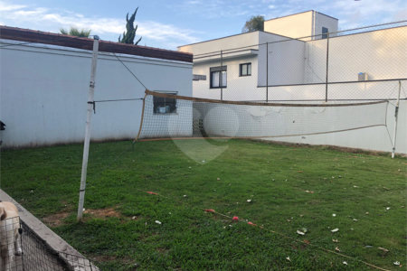 Casa à venda com 3 quartos, sendo 2 suítes,  no condomínio Aruã, Mogi das Cruzes - SP
