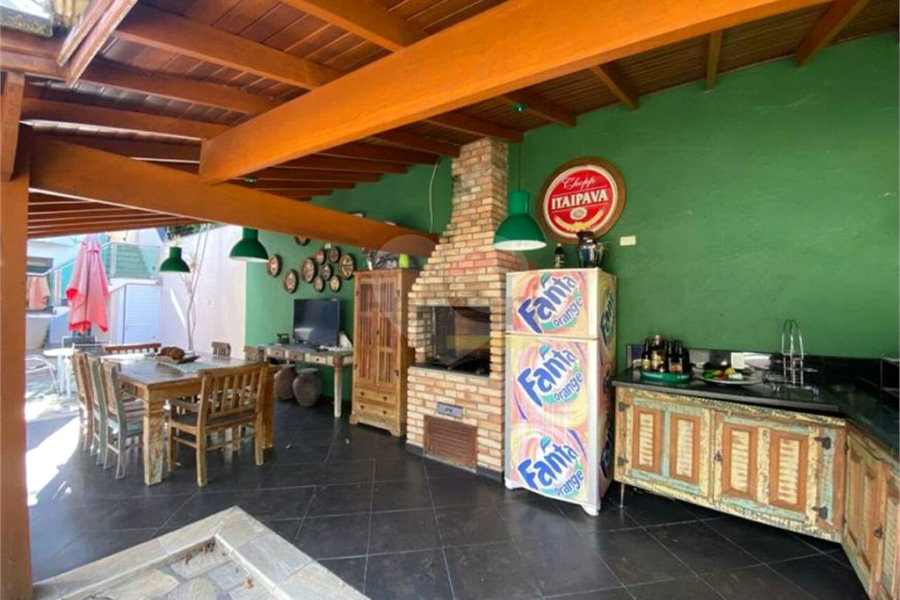 Casa à venda com 4 suítes em Jardim Floresta, São Paulo, SP