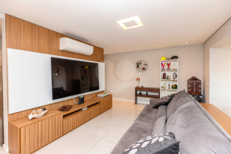 Apartamento à venda com 3 quartos, sendo 1 suíte, em Chácara Santo Antônio (zona Sul), São Paulo, SP