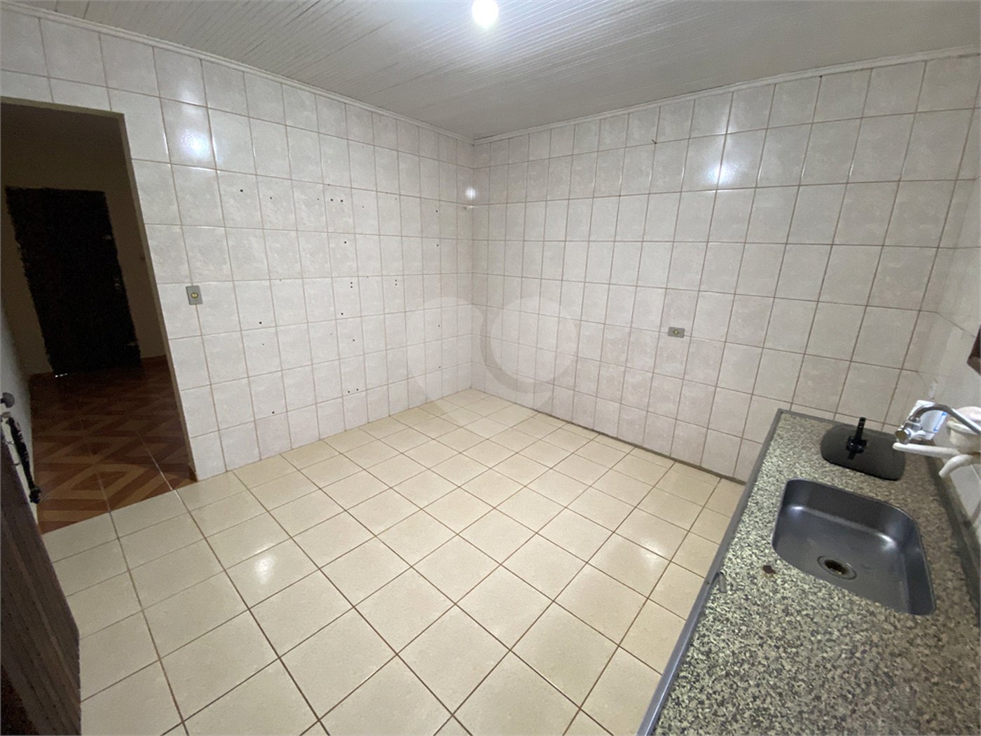 Chácara à venda com 3 quartos em Parque das Varinhas, Mogi das Cruzes, SP