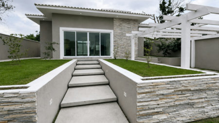 Casa de veraneio em Búzios: quando o imóvel de lazer se torna um investimento inteligente