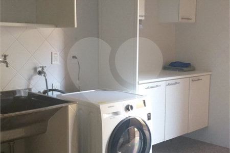 Casa à venda com 5 quartos, sendo 2 suítes, no condomínio Vinhas da Vista Alegre - Lado Sede, Vinhedo - SP