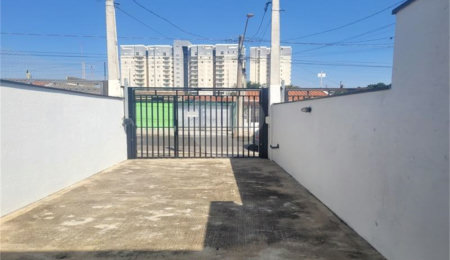 Sobrado à venda com 2 suítes em Jardim Nely, Indaiatuba, SP