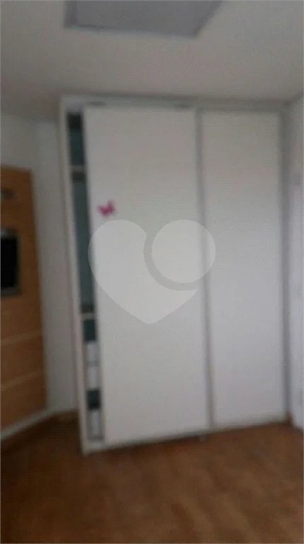 Cobertura duplex à venda na Mooca de 277m² com 3 dormitórios, 1 suíte e 3 vagas.