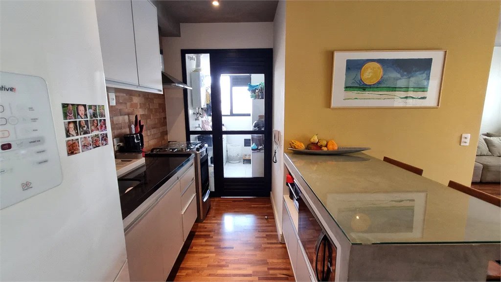 Apartamento à venda com 2 quartos, sendo 1 suíte, em Pinheiros, São Paulo, SP