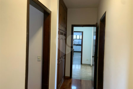 Apartamento à venda com 4 quartos, sendo 3 suítes,  em Pinheiros, São Paulo, SP