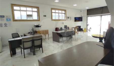 Prédio à venda em Chora Menino, São Paulo, SP